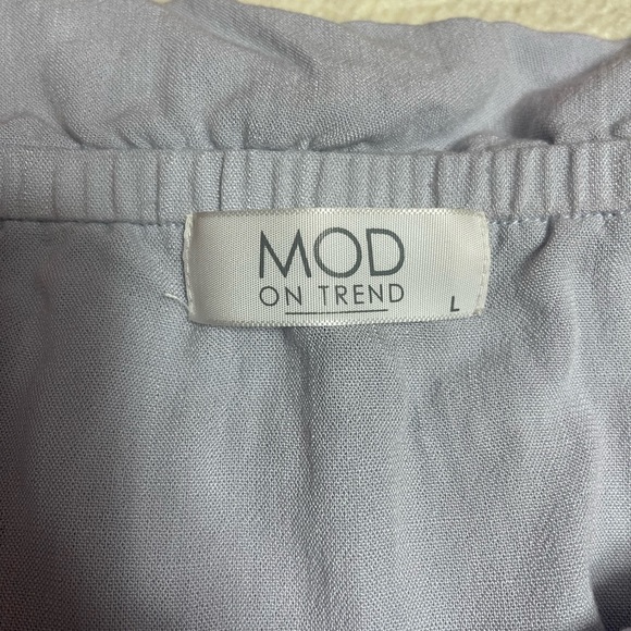 Romper - Picture 2 of 3